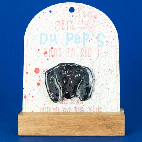 Broche n°168 - Chien Noir & Gris