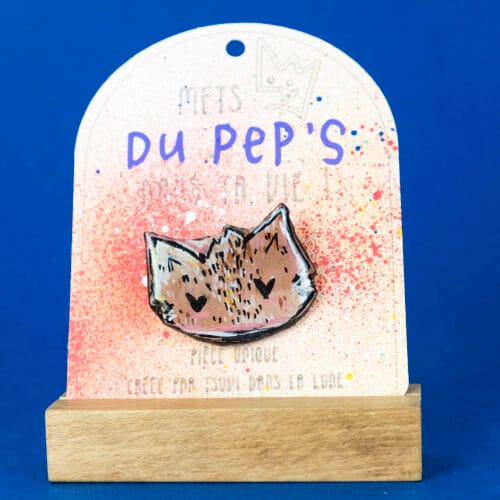 Broche n°185 - Chat Clair Love