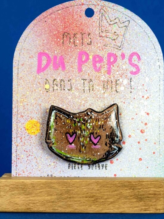 Broche n°228 - Chat cœur à paillettes